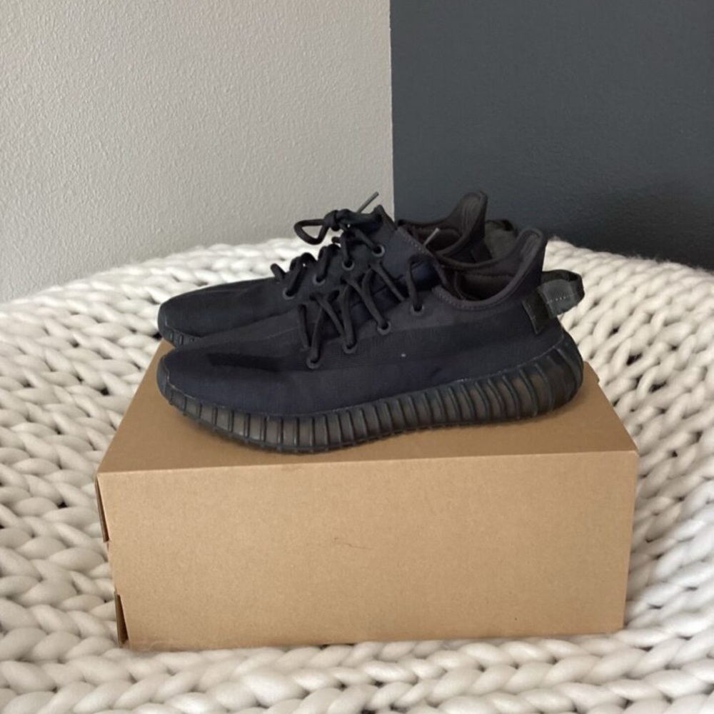 Pre Loved Yeezy 350